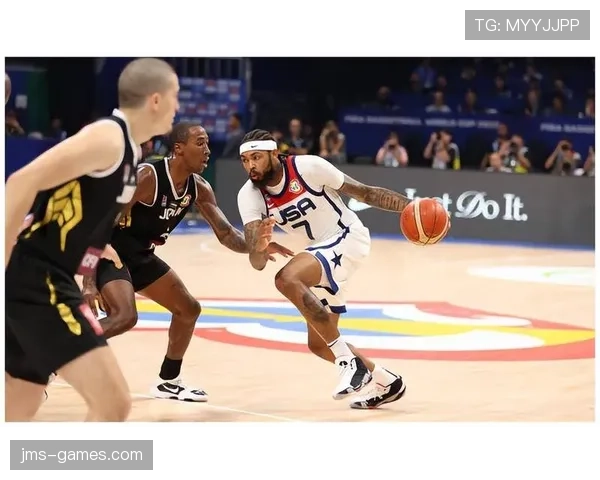 英格拉姆无球跑位拉开空位，较上季得分结构更均衡